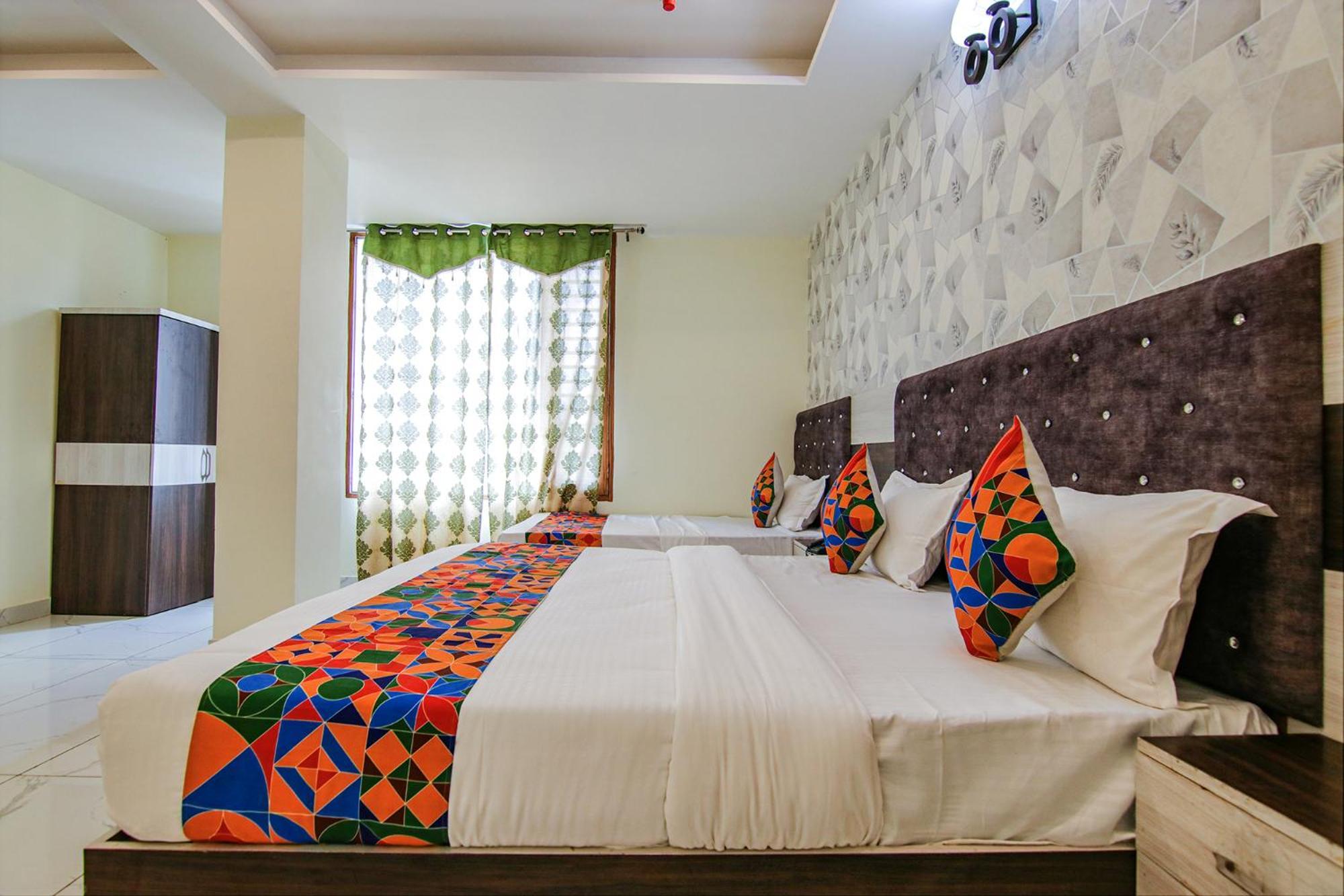 Fabhotel Meridian Inn Mohali Kültér fotó