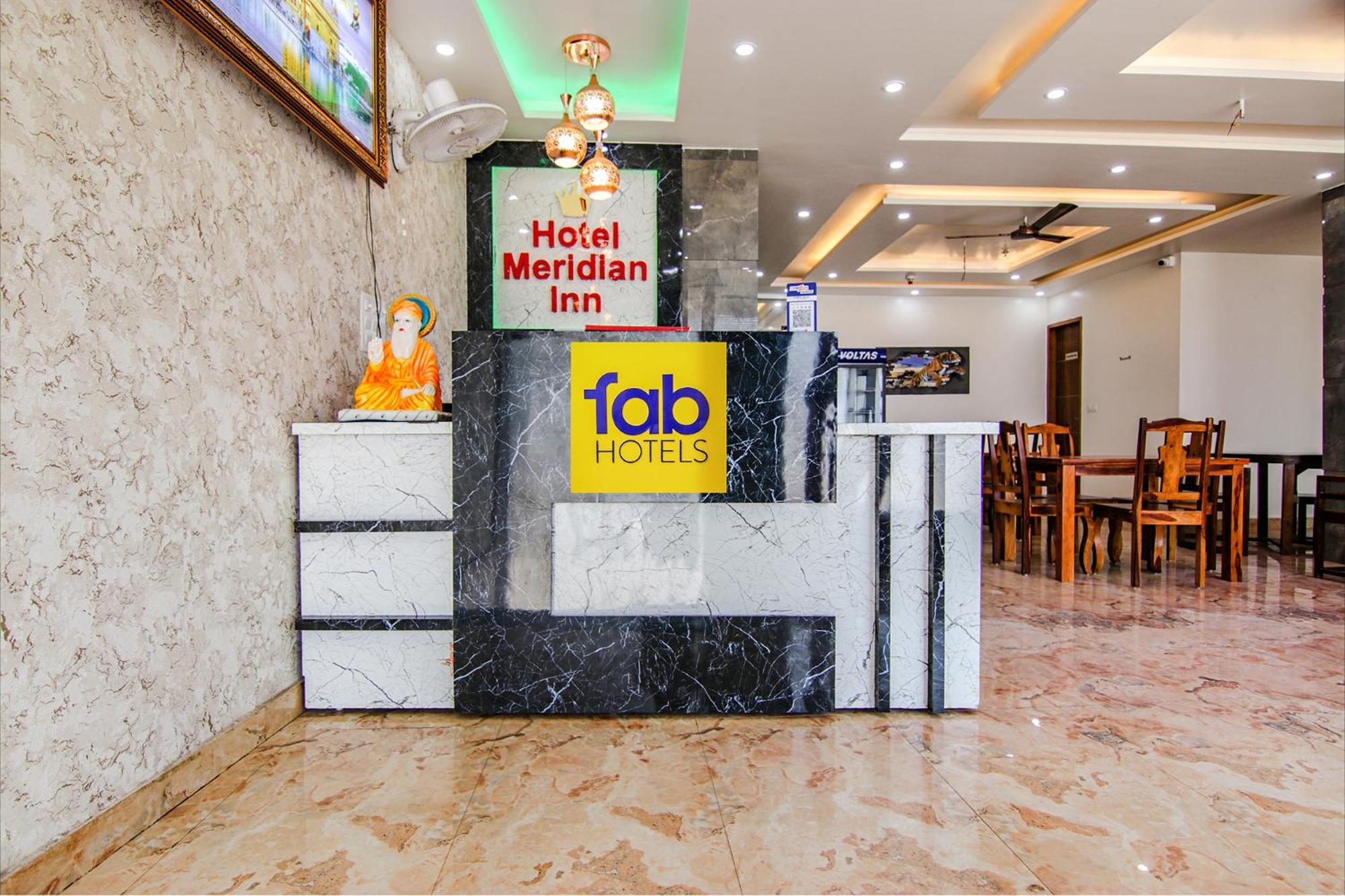 Fabhotel Meridian Inn Mohali Kültér fotó